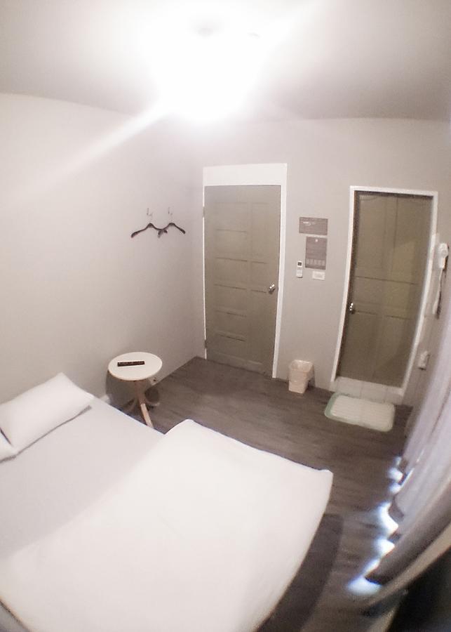 Feb Hostel Tainan Luaran gambar